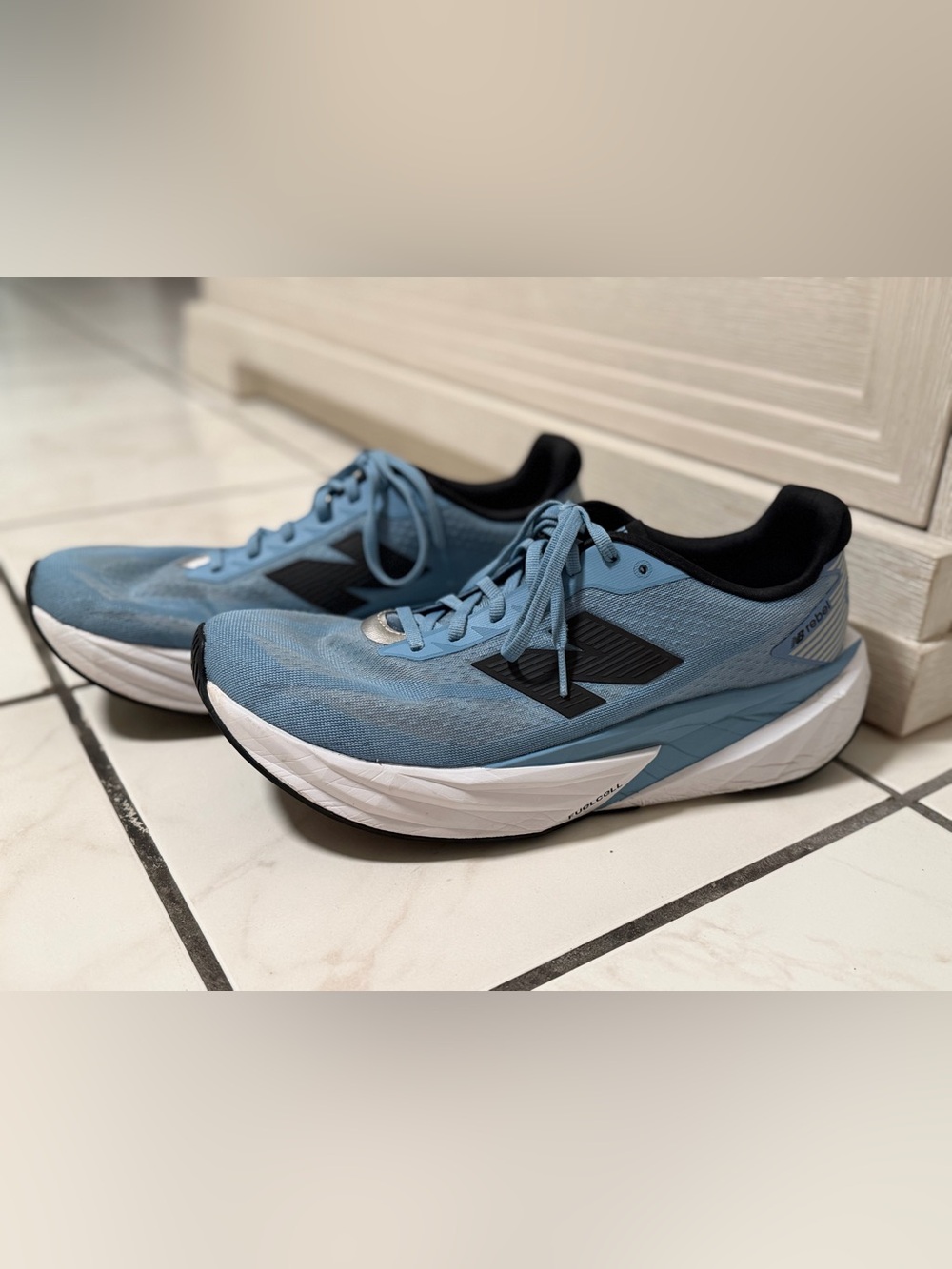 New Balance FuelCell Rebel Mens Blue Mesh Running Sneakers